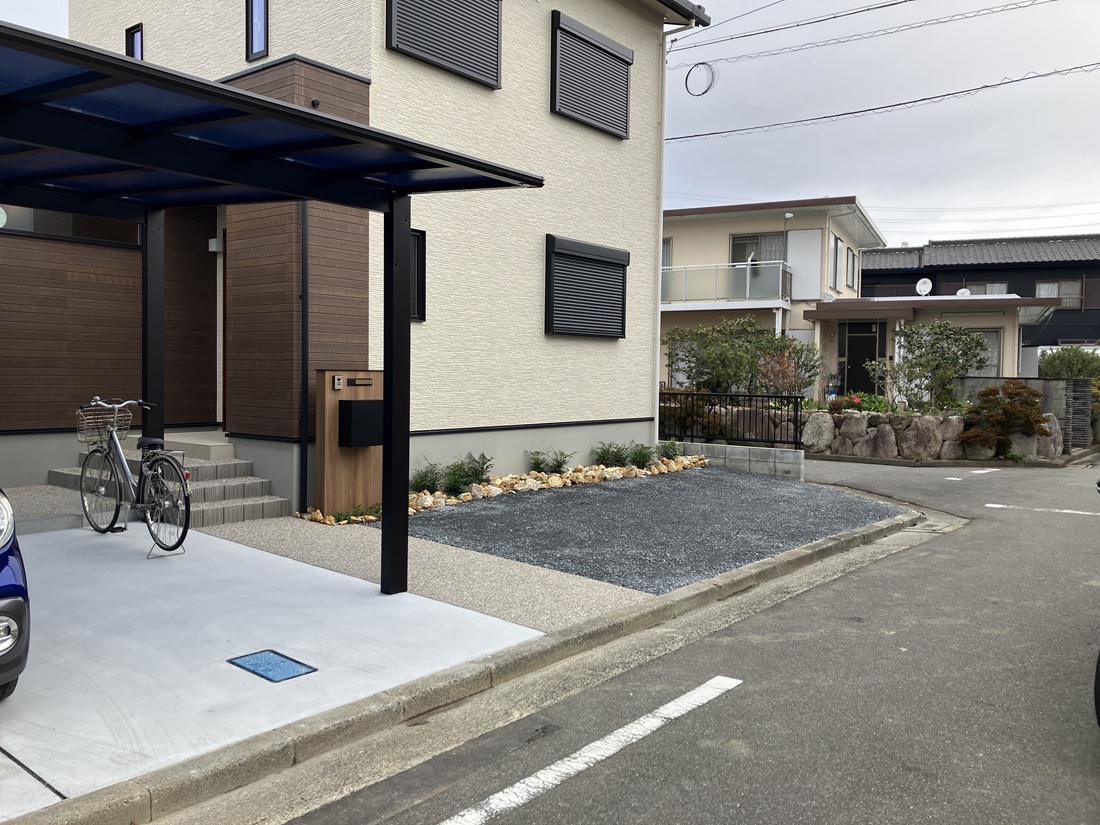 使い勝手の良い新築住宅のエクステリアが完成！ 画像