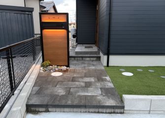 機能的で美しく！新築住宅のデザイン外構 アイキャッチ画像