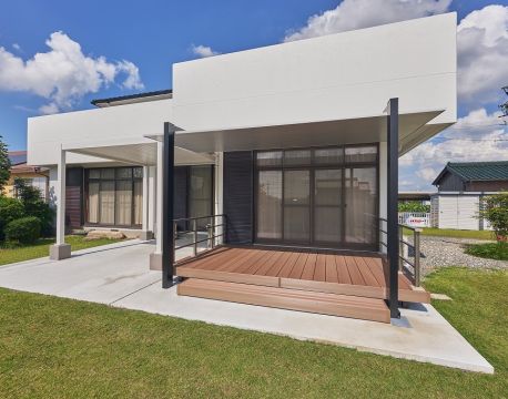タカショーのパティオムーブで全天候型快適空間が実現！ アイキャッチ画像
