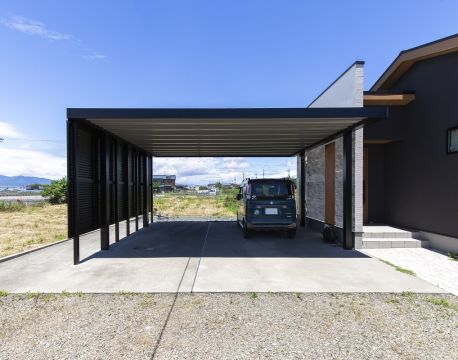 フルフラットカーポートがお洒落な住宅にベストマッチ！ アイキャッチ画像