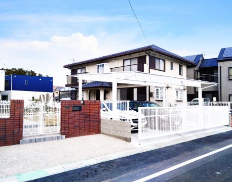 クローズスタイルのエクステリアにリ・ガーデン！ アイキャッチ画像