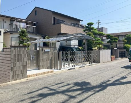 駐車場増築などリフォーム事例　快適で便利なエクステリアに大変身！ アイキャッチ画像