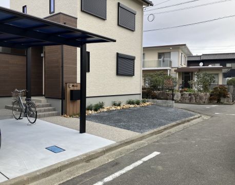 使い勝手の良い新築住宅のエクステリアが完成！ アイキャッチ画像