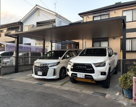 こだわりデザインのカーポート設置　全体的にすっきり美しくリフォーム アイキャッチ画像