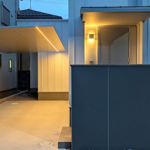 タカショーの建材ボードを使った外構事例紹介　ステキなデザイン外構にするコツ アイキャッチ画像